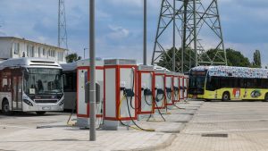 Verkehr: Fast 640 E-Busse in Hamburg - Förderung des Bundes läuft aus