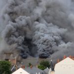 Brände: Flammen in ehemaliger Staatsoperette "unter Kontrolle"