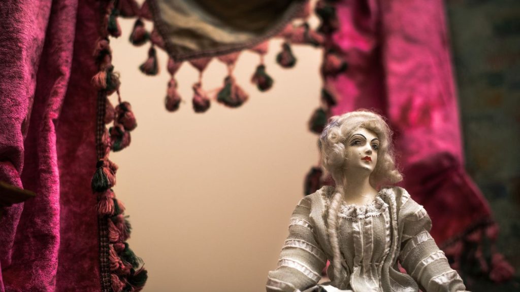 Ehemaliges Museum in Coburg: Neuer Ausstellungsort für etwa 2.000 Puppen gesucht