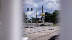 Wuhlheide-Brücke: Abgerissene Brücke: Autos können wieder fahren
