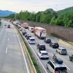 Urlaubsverkehr: 45 Kilometer Pfingst-Stau auf Österreichs Tauernautobahn
