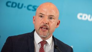 "Züge einer Inszenierung": CSU-Landesgruppenchef Hoffmann attackiert Pro Asyl