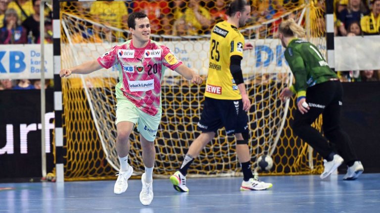 Handball-Bundesliga: "Feiern die ganze Nacht": Berlin erfüllt sich Titeltraum