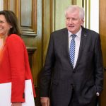 "Ilse an der ersten Stelle": Seehofer: Zeit reif für eine Bundespräsidentin