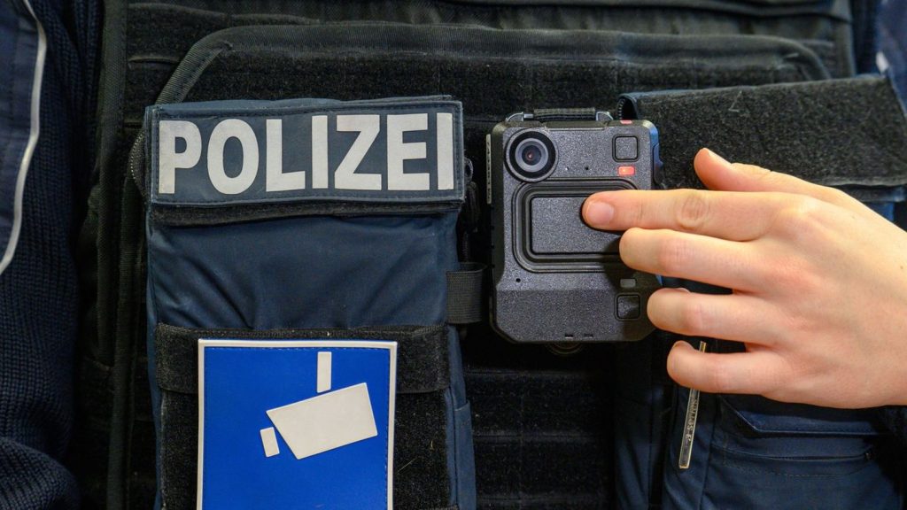 Aufnahme läuft: Polizei im Norden setzt Bodycams bislang 26 Mal ein