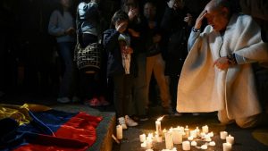 Kolumbianischer Präsidentschaftskandidat schwebt nach Schüssen weiter in Lebensgefahr