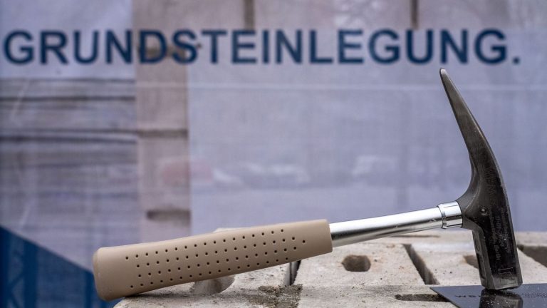 Wohnen in Berlin: Wohnungsbaugesellschaft sieht Ende steigender Baukosten