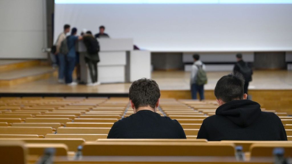 Hochschulpakt 2026 bis 2031: Proteste an Hochschulen gegen Finanzierungspläne des Landes