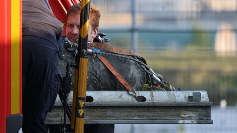 Kriegsfolgen: 250-Kilo-Bombe aus Zweitem Weltkrieg in Hamburg entschärft