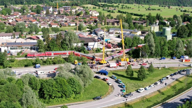 Prozess um tödliches Zugunglück von Burgrain in Bayern beginnt Ende Oktober
