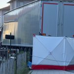 Landkreis Nürnberger Land: Lkw gerät auf Gegenfahrbahn – Radfahrerin tödlich verletzt