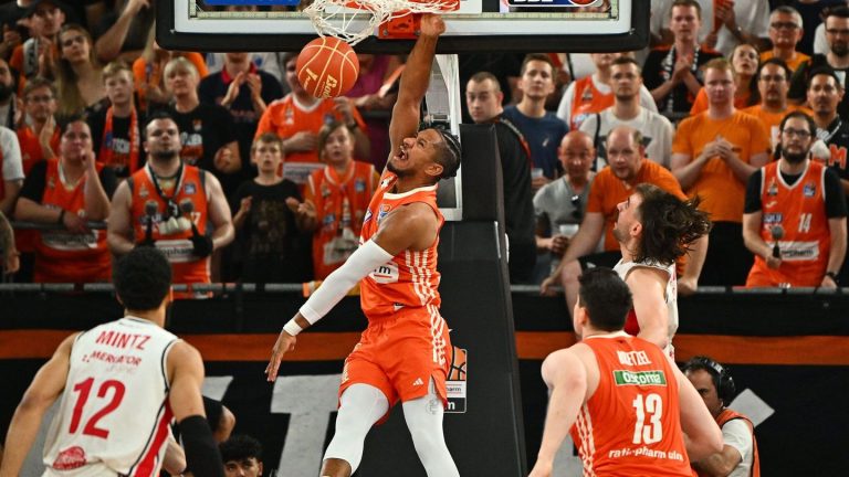 Basketball-Bundesliga: Sieg über Würzburg: Ulms Basketballer fordern FC Bayern