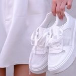 Sommer-Styleguide: Weiße Sneaker für jeden Look