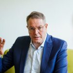Grundsatzpapier: Schweitzer: Außenpolitik-"Manifest" kein Angriff auf SPD