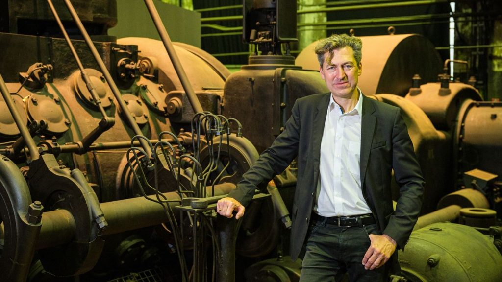 Röntgenstrahlen: Leuchtturmprojekt: Ausstellung "X-RAY" in Völklinger Hütte