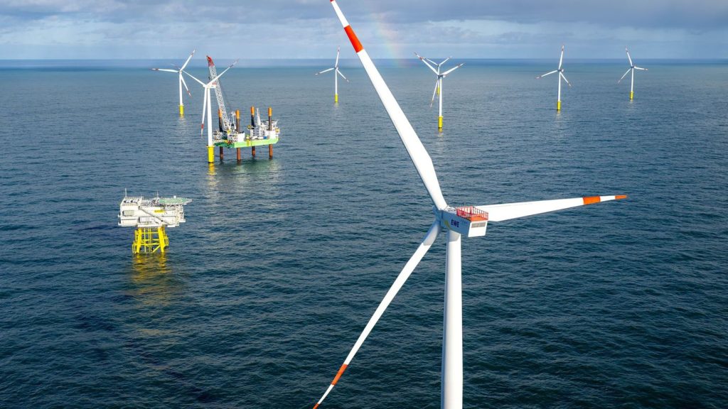 Erneuerbare Energie: Prognose: Windpark-Leistung nimmt um ein Fünftel zu
