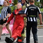 Kämpfende Feuerwehrleute: Härteste Feuerwehrleute im Wettkampf gesucht