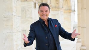 Saisonstart "Immer wieder sonntags": Aminatis und Hinterseer bei Stefan Mross