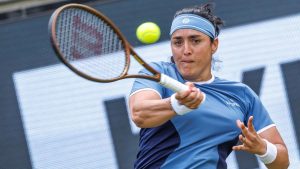 Rasentennis: Ex-Turniersiegerin Jabeur gewinnt Auftaktmatch in Berlin