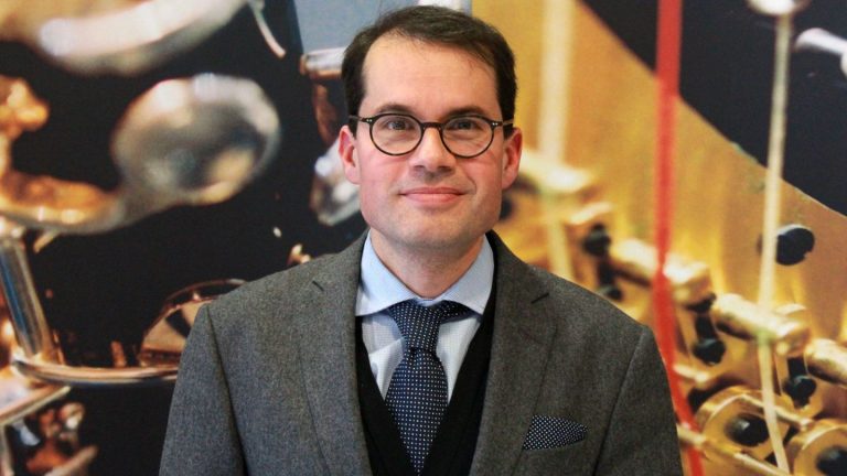 Imaginäres Gespräch: Intendant Fehlmann: "Robert Schumann hätte ich gern gefragt"