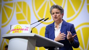 Deutschlandticket: Hüskens fordert klare Finanzierung für Deutschlandticket
