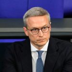 Beamte mussten improvisieren: Neues Digitalministerium hatte anfangs nicht alle Tassen im Schrank