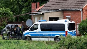 Reichsbürger: Razzia bei mutmaßlichem "Kaiserreichsgruppen"-Unterstützer