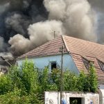 Feuer auf Industriebrache: Brand führt zu riesigen Rauchwolken über Erfurt