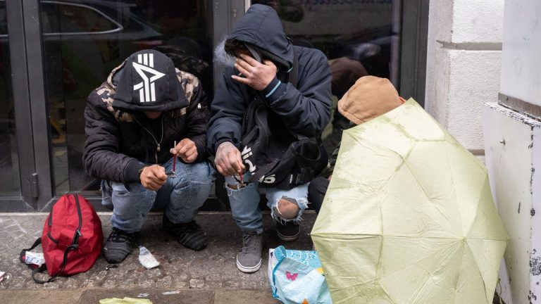 Drogenpolitik: Frankfurt will Drogenkranke von außerhalb abweisen