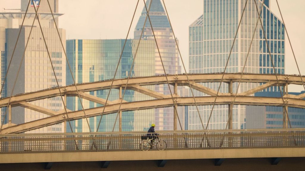 Unterwegs auf zwei Rädern: Radfahrerverband kürt fahrradfreundlichste Städte in Hessen