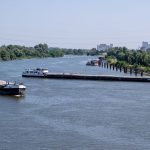 Notfall auf dem Wasser: Güterschiff auf Donau steht nicht mehr quer
