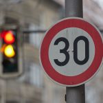 Verkehrspolitik: Senat will Tempolimits an vielen Hauptstraßen aufheben