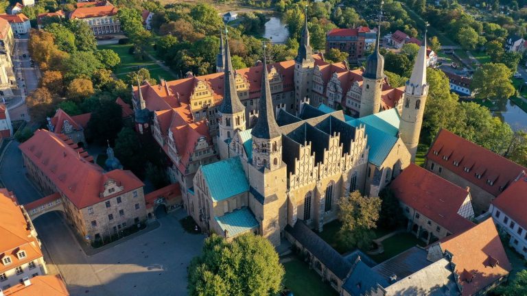 Domglocken: 70 Kilogramm schwerer Klöppel für Benedicta
