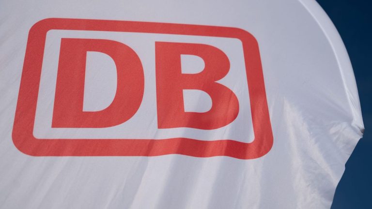 Längere Fahrzeiten: Weichenarbeiten: Einschränkungen auf Strecke Leipzig-Dresden