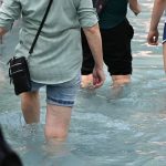 Freizeit: Schirme, Schatten, Wassertreten: Hitzeschutz zum Hessentag