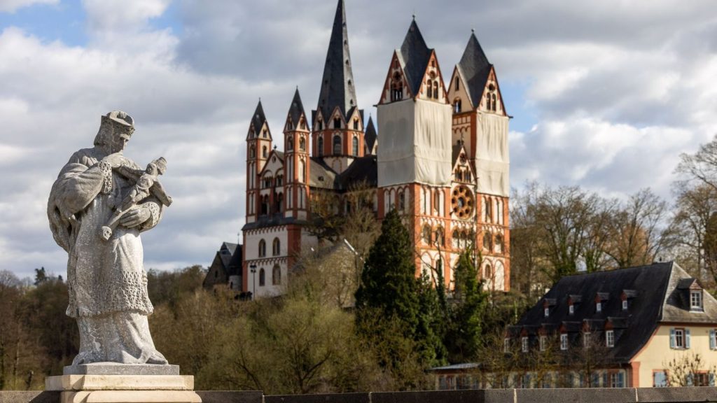 Katholischer Feiertag: Bischof Bätzing warnt vor Bedeutungsverlust der Kirche