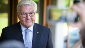 Reihe "Ortszeit Deutschland": Steinmeier verleiht Verdienstorden in Neuruppin