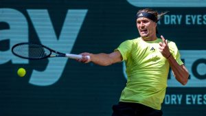 Tennis: Alexander Zverev verpasst Finale in Halle