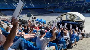 Fußball-Bundesliga: HSV vor Bundesliga-Saison: Schuldenfrei und neuer Präsident