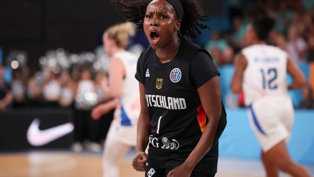 Heim-Vorrunde: Zweiter Sieg: Basketballerinnen im EM-Viertelfinale