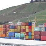 Außenhandel: Industrie sieht noch keine Erholung bei Exporten