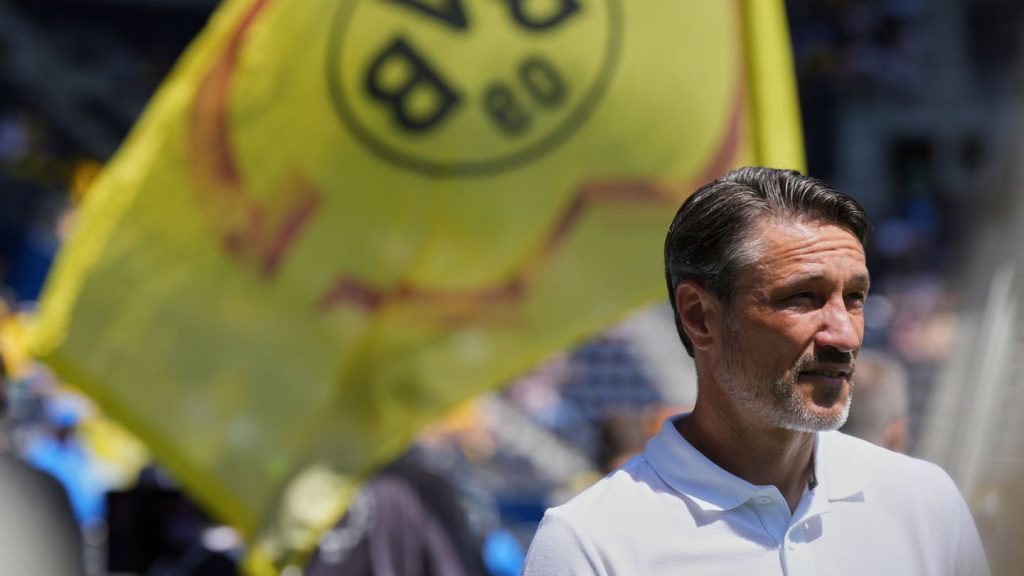 Club-WM: Kobel schimpft: "Fußball wird auch im Sommer gespielt"