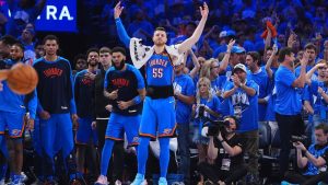 Basketball: 14 Jahre nach Nowitzki: Hartenstein holt NBA-Titel