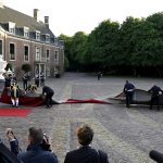 Niederlande: Roter Teppich beim Nato-Gipfel vom Winde verweht