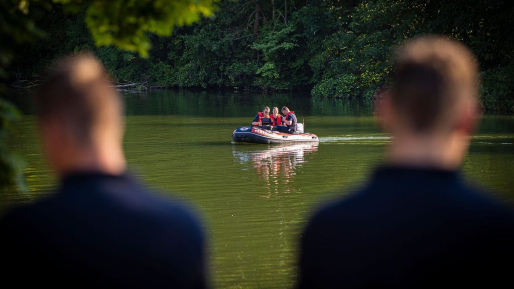 Tödliche Badeunfälle: Menschen leblos in Seen gefunden - Vermisstensuche im Harz