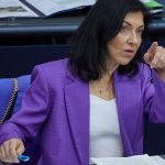 Insolventer Batteriehersteller: Wegen Northvolt: Reiche kritisiert Entscheidungen Habecks