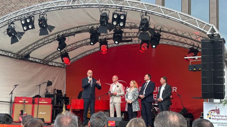 Niedrigere Energiepreise: Woidke will Entlastung bei Strompreisen auch für Mittelstand