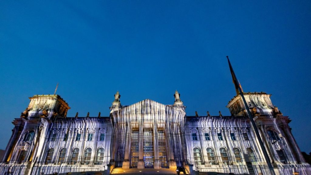 Bundestag verabschiedet "Investitionsbooster" der Koalition