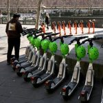 Betrunkener fährt in Mannheim mit E-Scooter über Autobahn