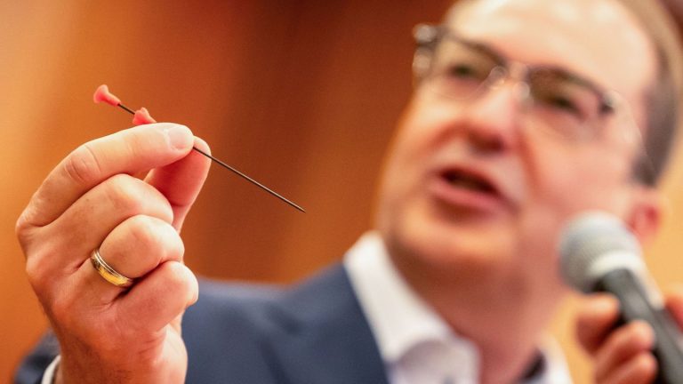 Nadelrevolver und Taser: Schärferes Waffenrecht für neuen Druckluft-Revolver